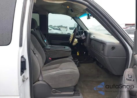 2004 Chevrolet Silverado 1500 Z71 из США, поврежденный, VIN 2GCEK19T541277238